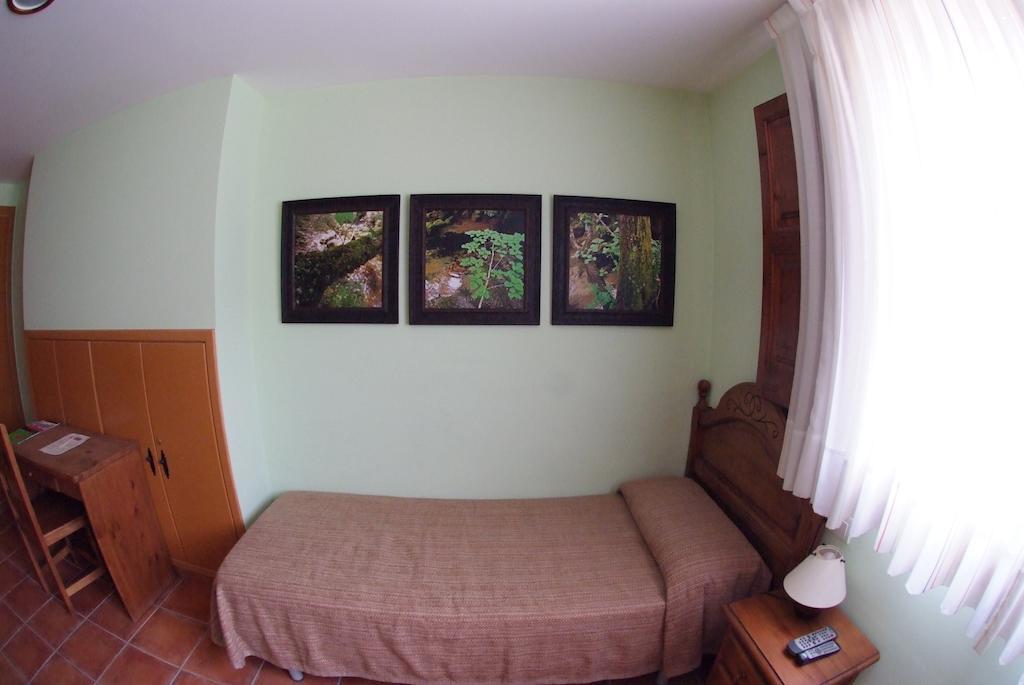 Hotel Casa Duaner Guardiola de Berga Szoba fotó