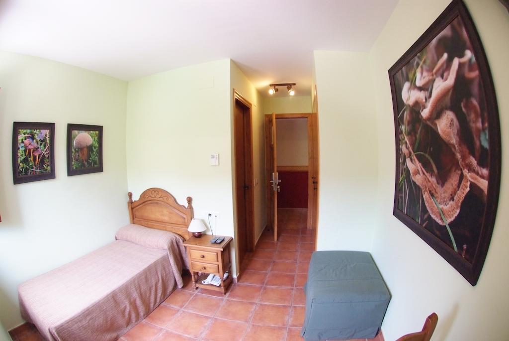 Hotel Casa Duaner Guardiola de Berga Szoba fotó