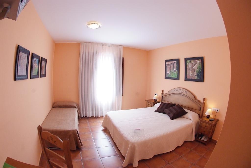Hotel Casa Duaner Guardiola de Berga Szoba fotó