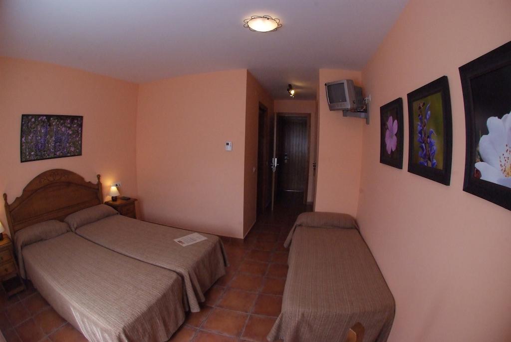 Hotel Casa Duaner Guardiola de Berga Szoba fotó